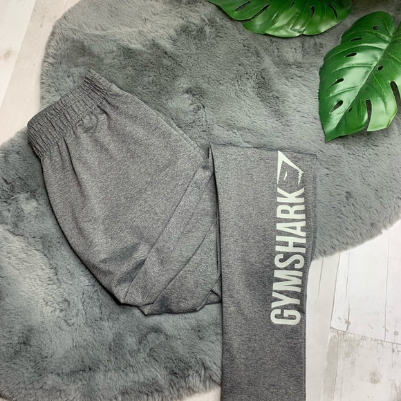 Gymshark Pants - gymshark • heathered leggings